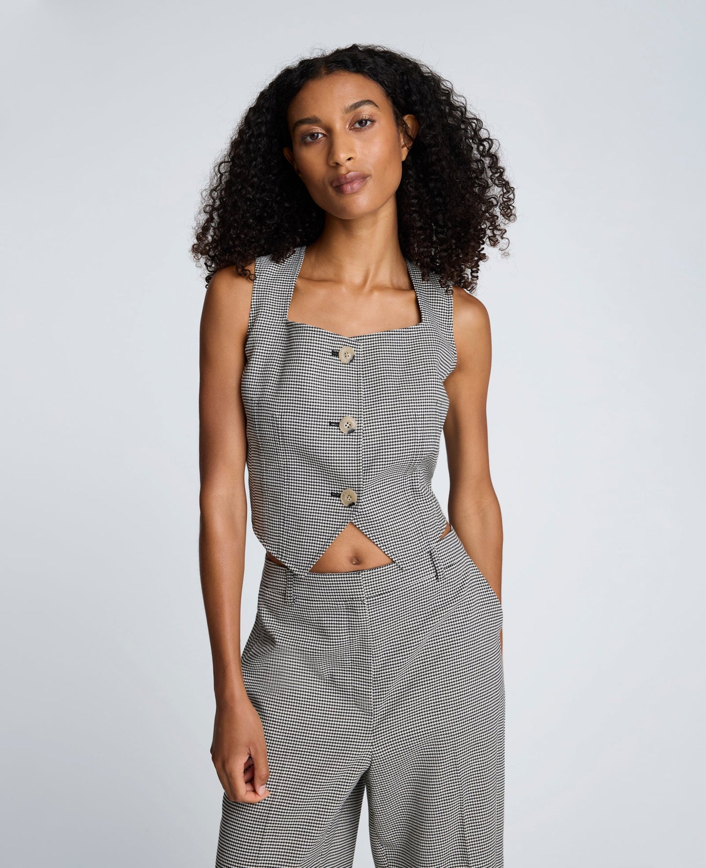 Cropped Fitted Bodice Houndstooth Vest