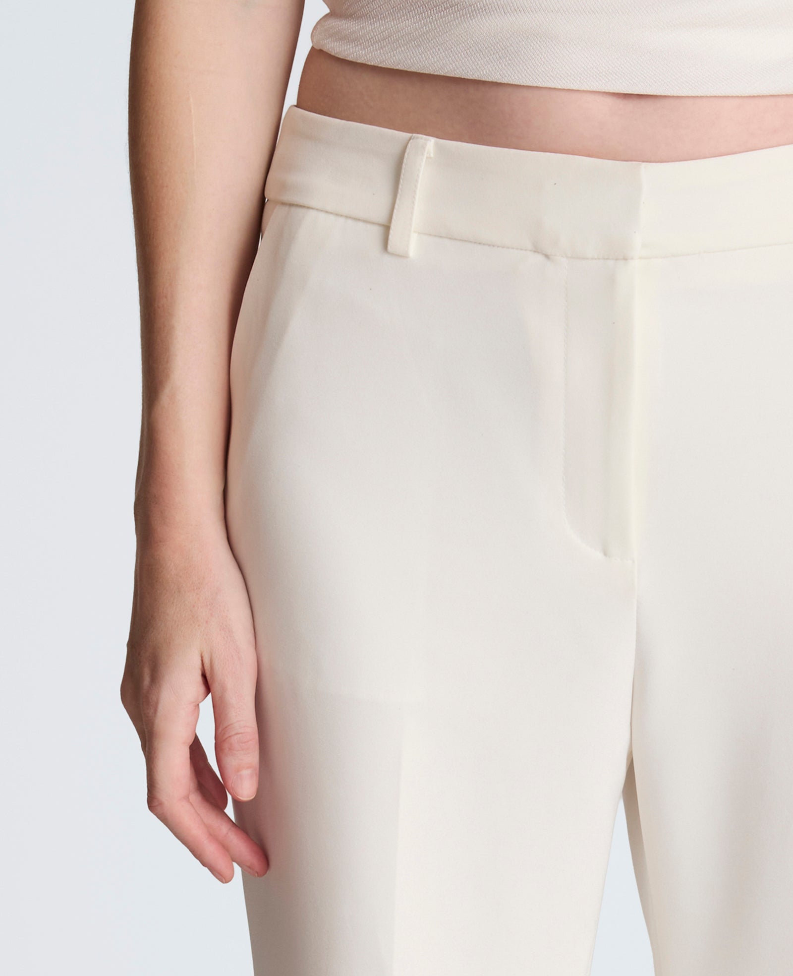 Luxe Twill Fly Front Flare Pant Mid Rise