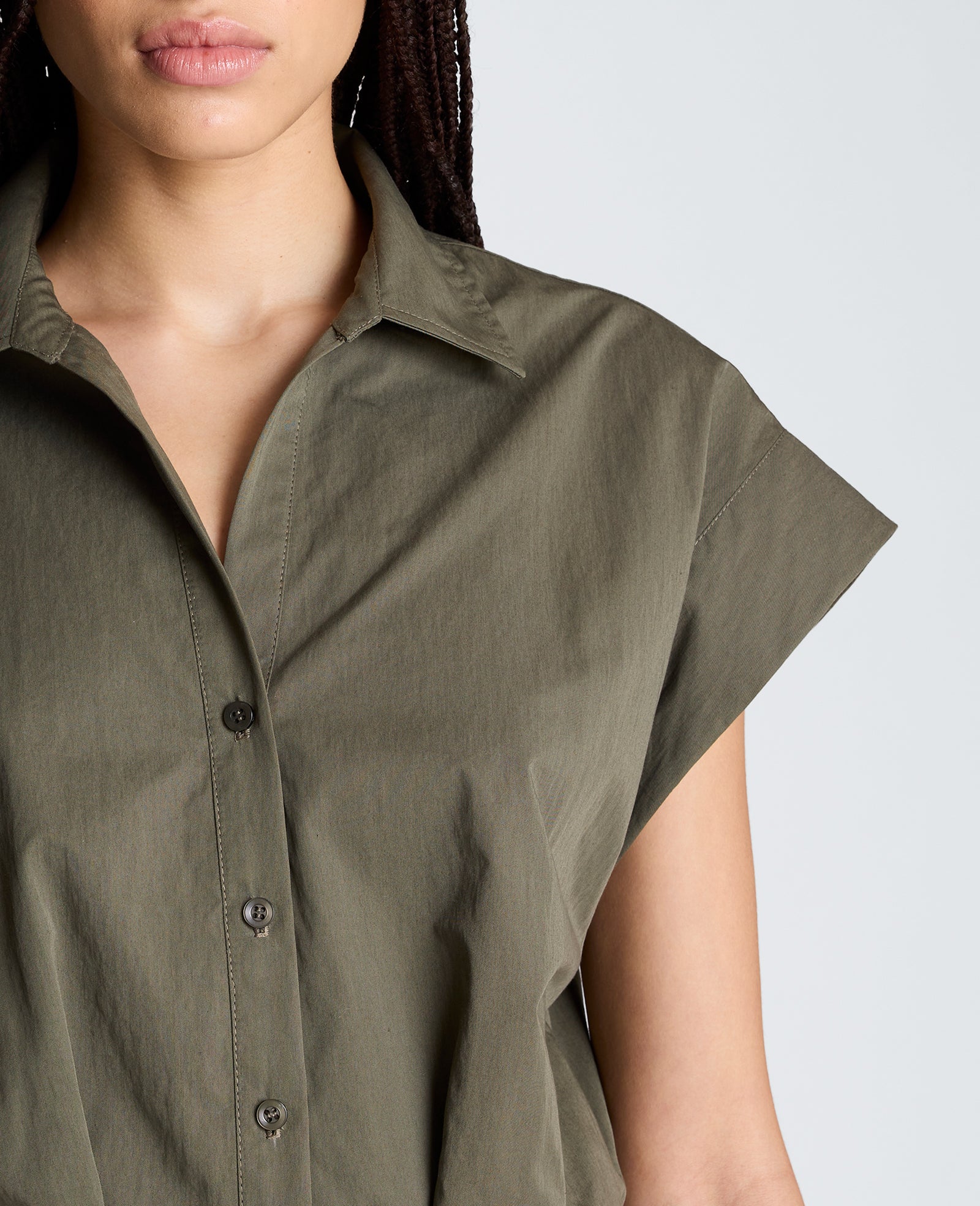 Cropped Y-Neck Top with Gusset Sleeve