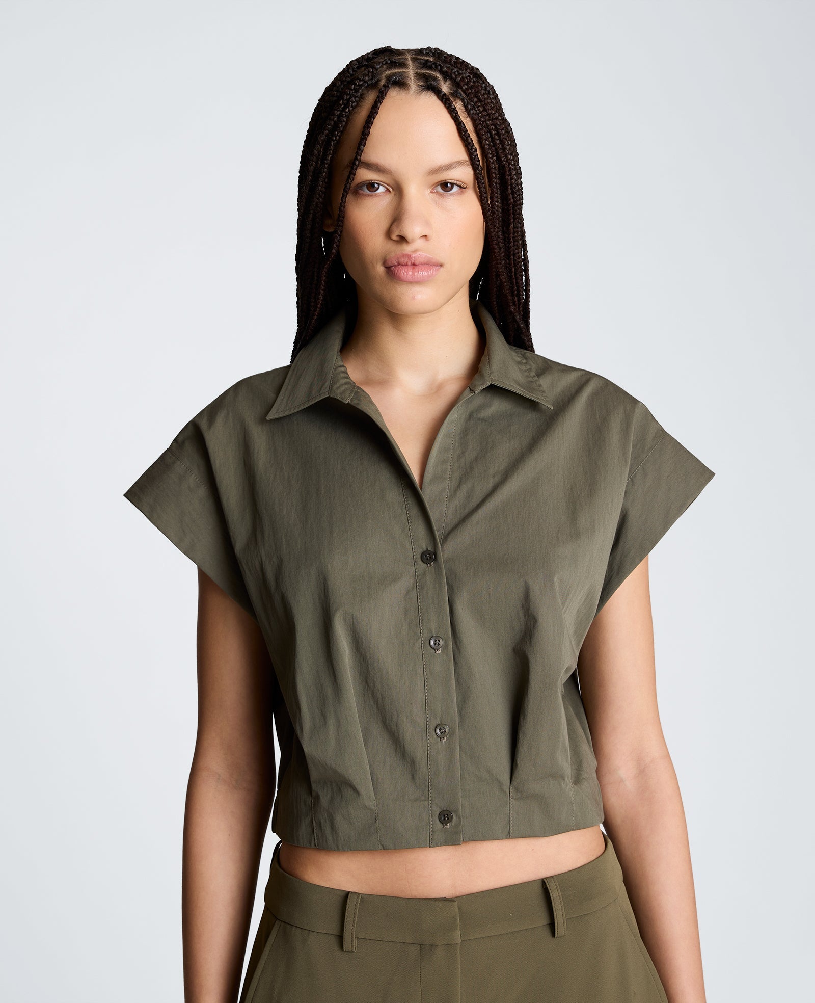 Cropped Y-Neck Top with Gusset Sleeve