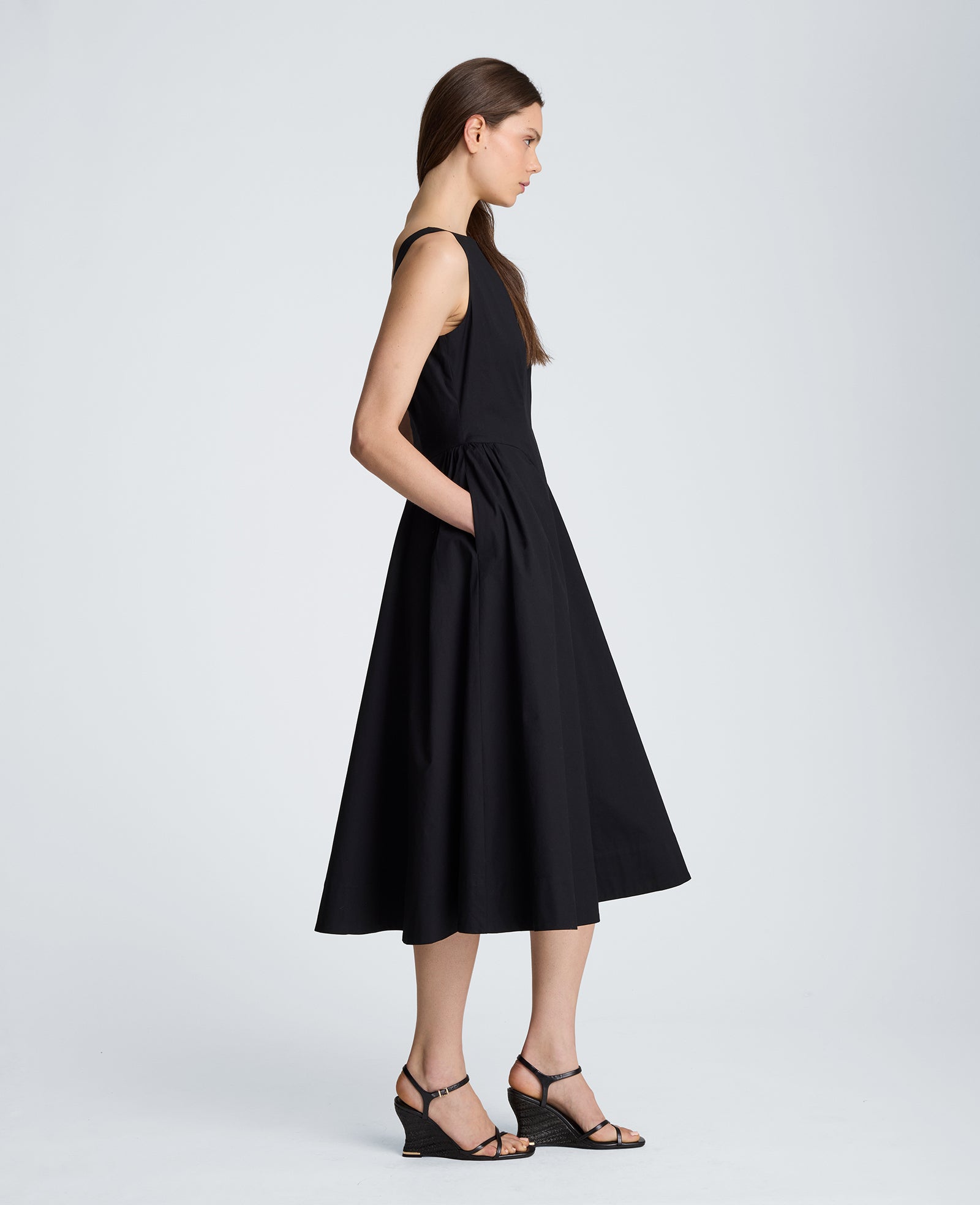 Sleeveless Boat Neck Midi Dress