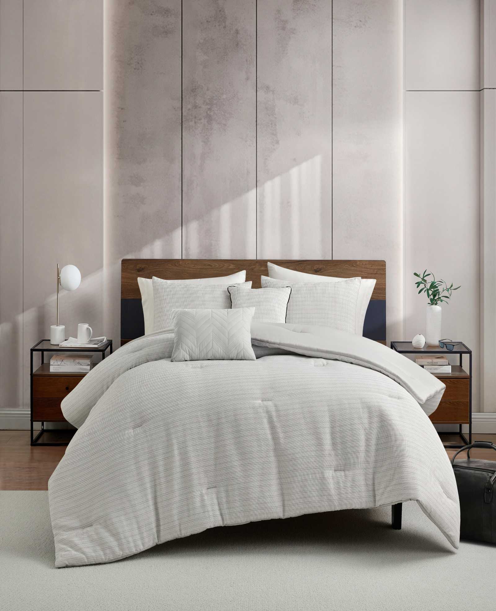 Space Dye Grid Comforter Set