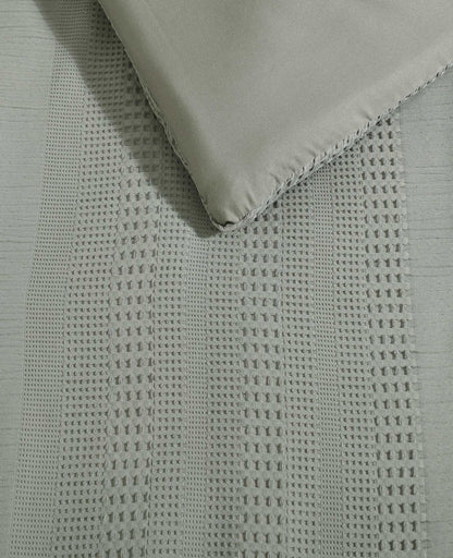 Variegated Waffle Comforter Set