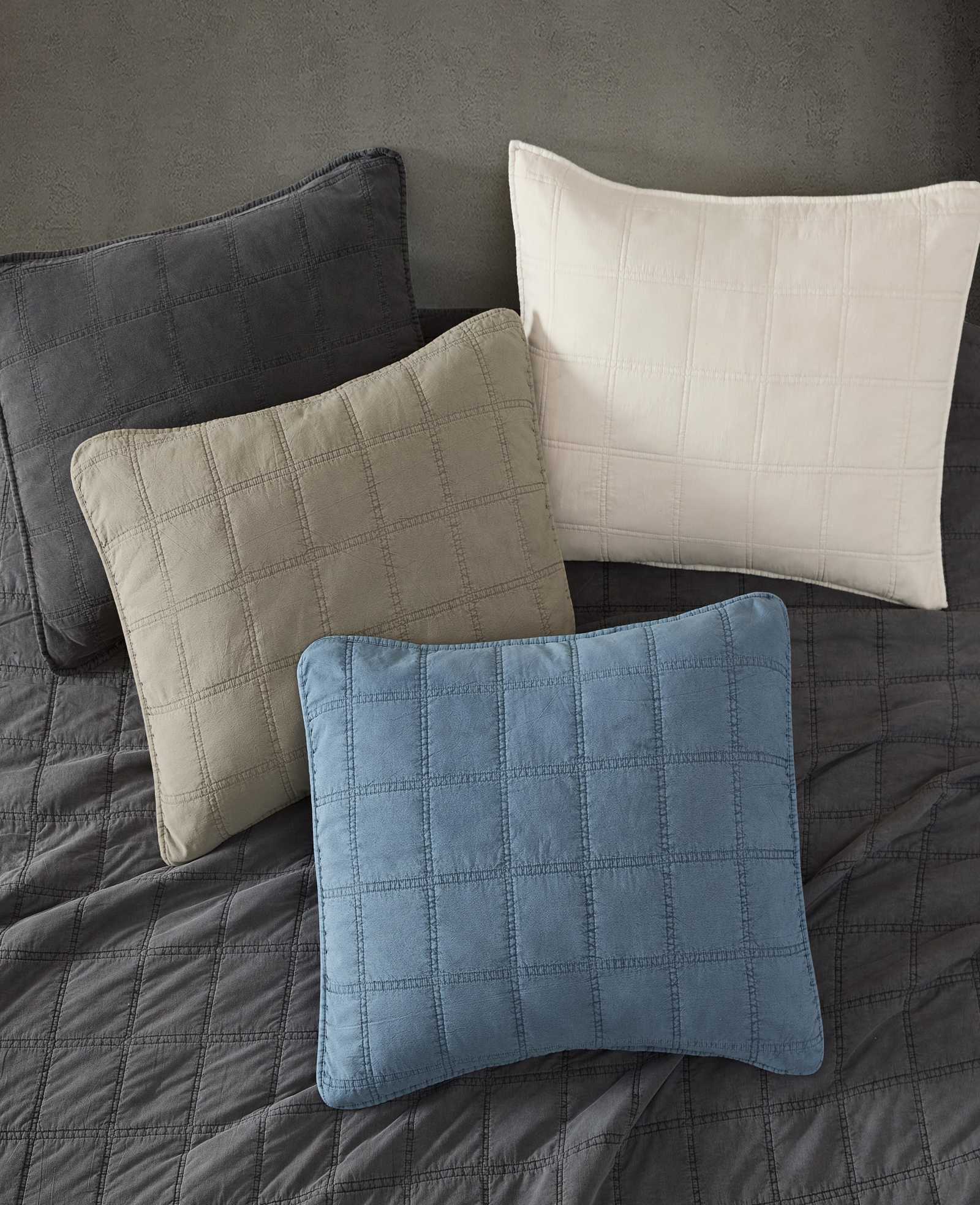 Stonewashed Quilt Set