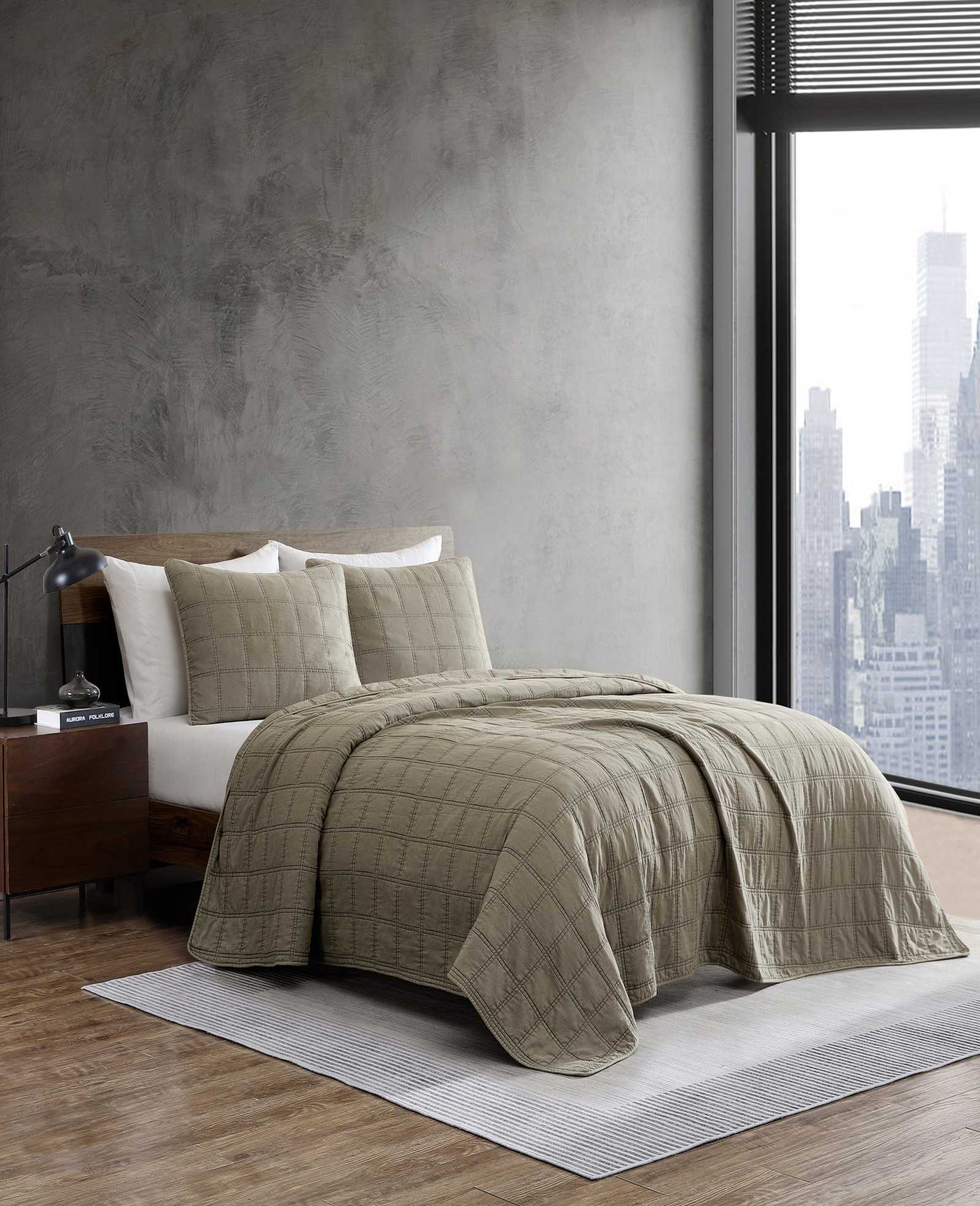 Stonewashed Quilt Set
