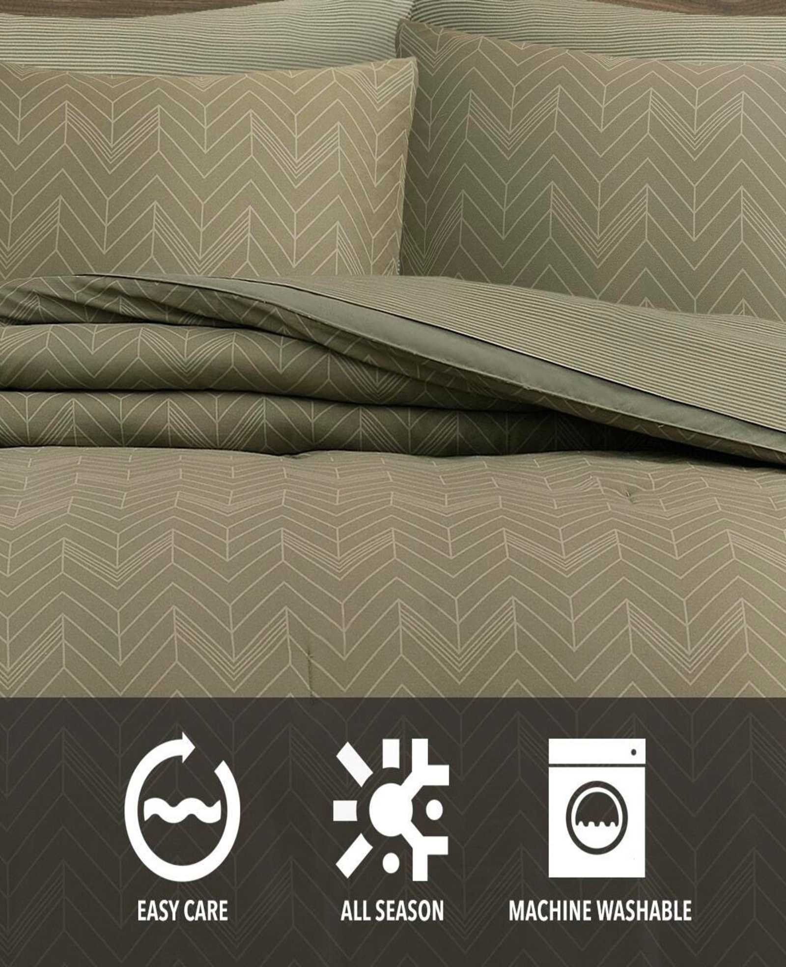 Delancey Comforter Set