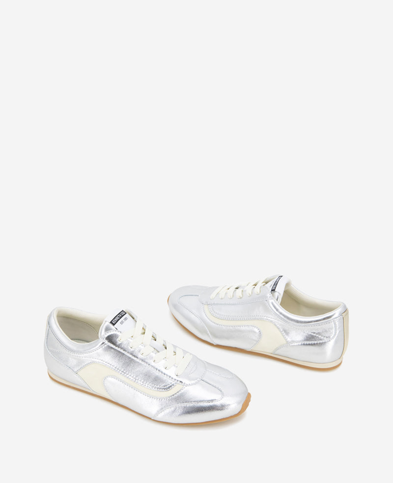 Alma Leather Sneaker