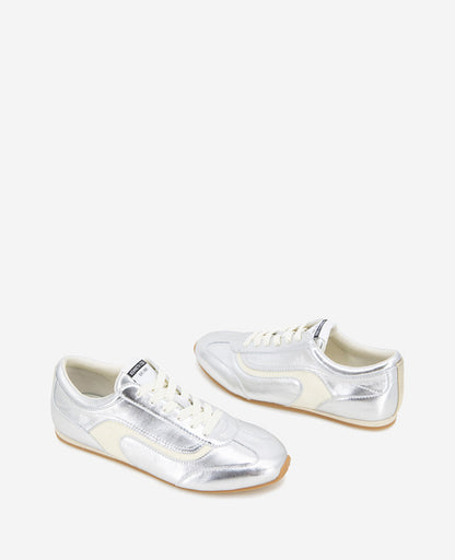 Alma Leather Sneaker