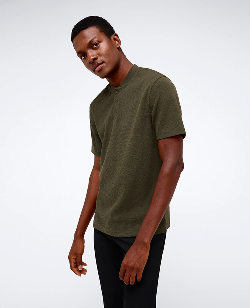 Performance Band-Collar Henley