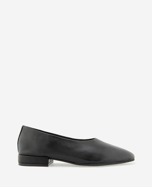 Garland Leather Flat
