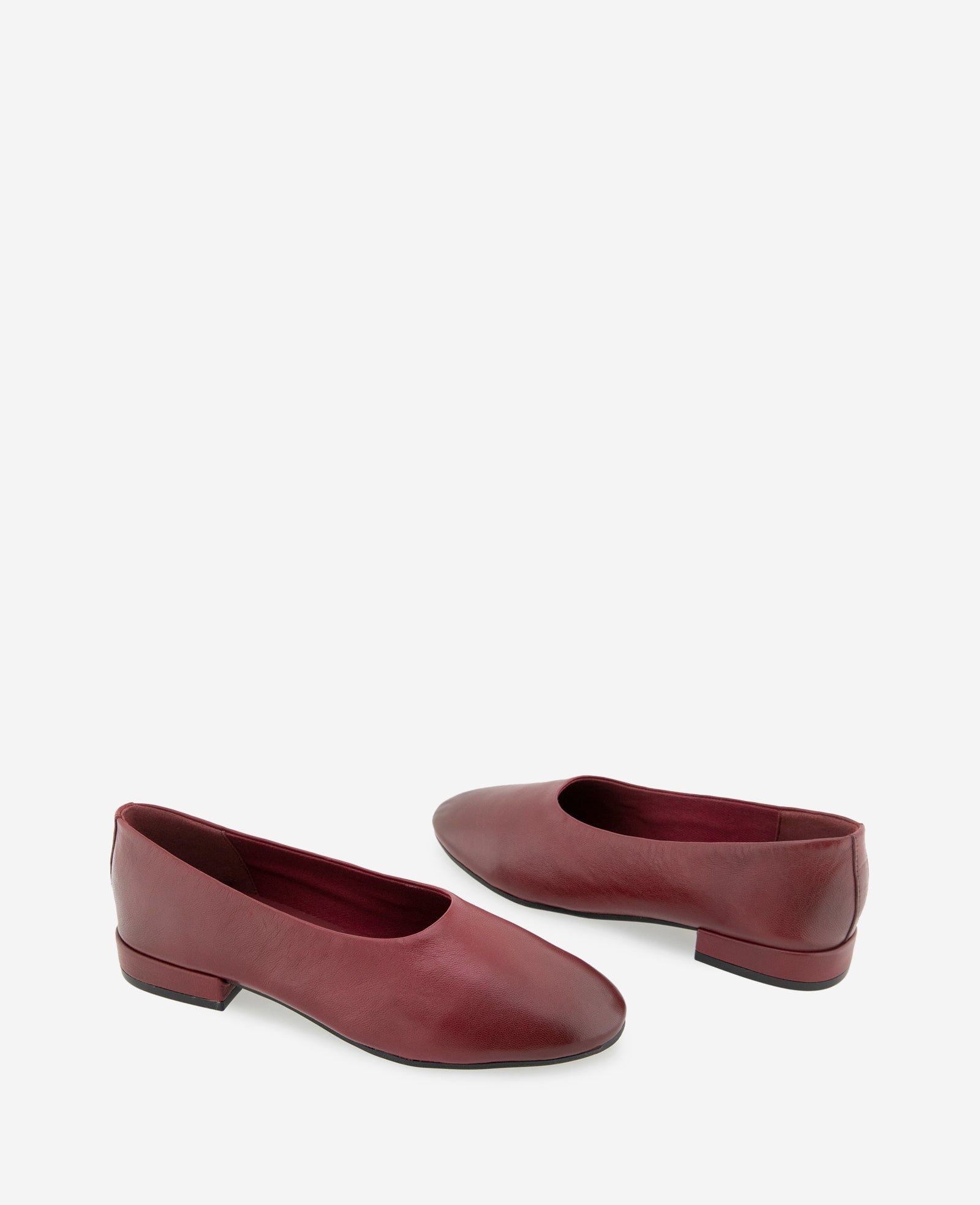 Garland Leather Flat