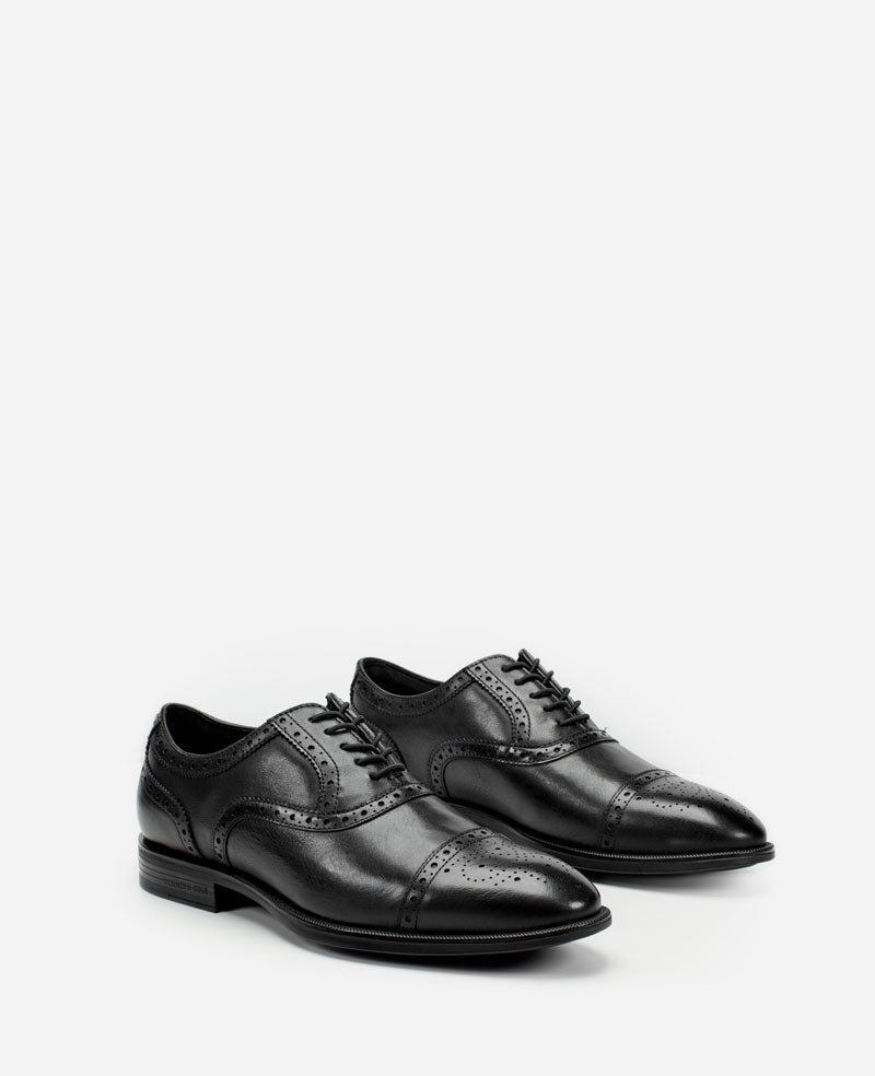 Future Pod Medallion Cap Toe Lace up