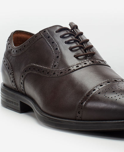 Future Pod Medallion Cap Toe Lace up