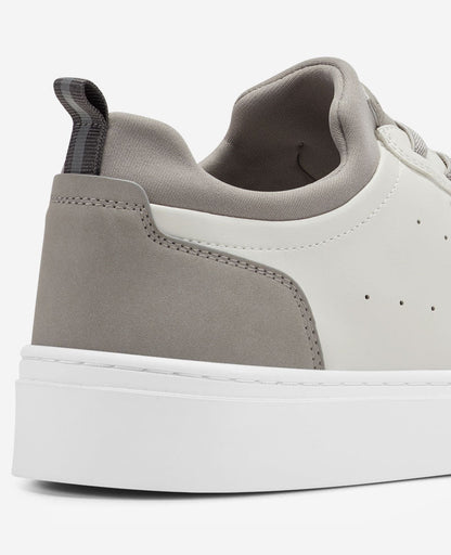 Nevel Slip On Sneaker