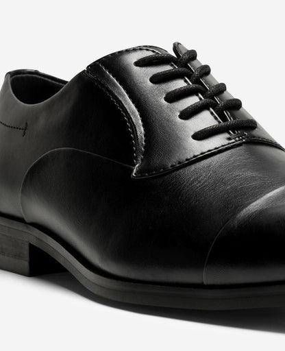 REACTION - Heath Cap Toe Lace Up Oxford