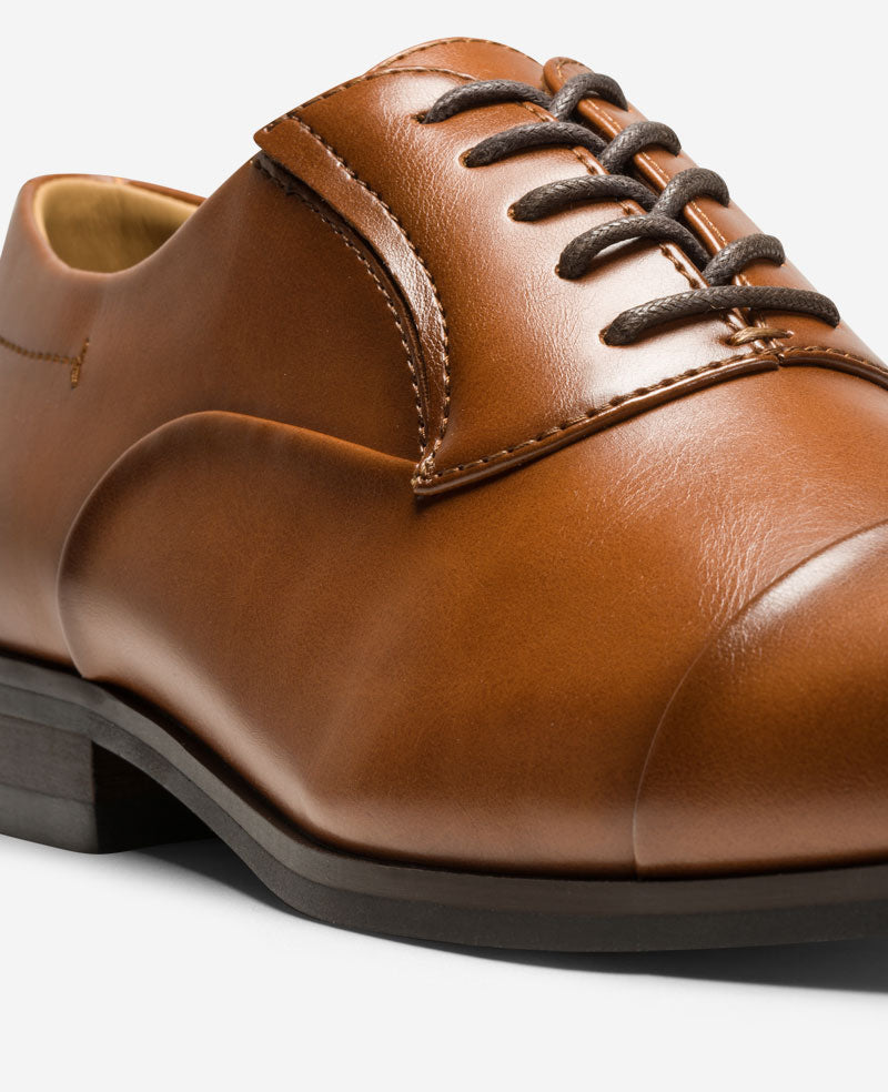 REACTION - Heath Cap Toe Lace Up Oxford