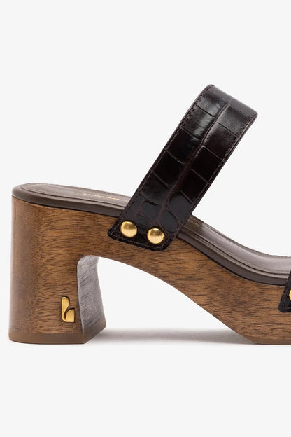 Larroudé x Kenneth Cole: Sandal Dark Oak Croco Leather