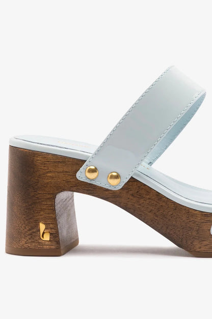 Larroudé x Kenneth Cole: Sandal Maya Patent Leather
