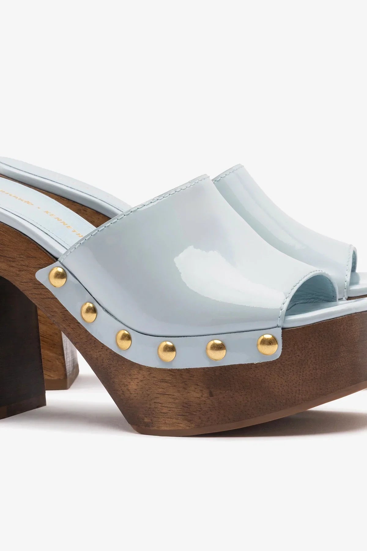 Larroudé x Kenneth Cole: Mule Maya Patent Leather