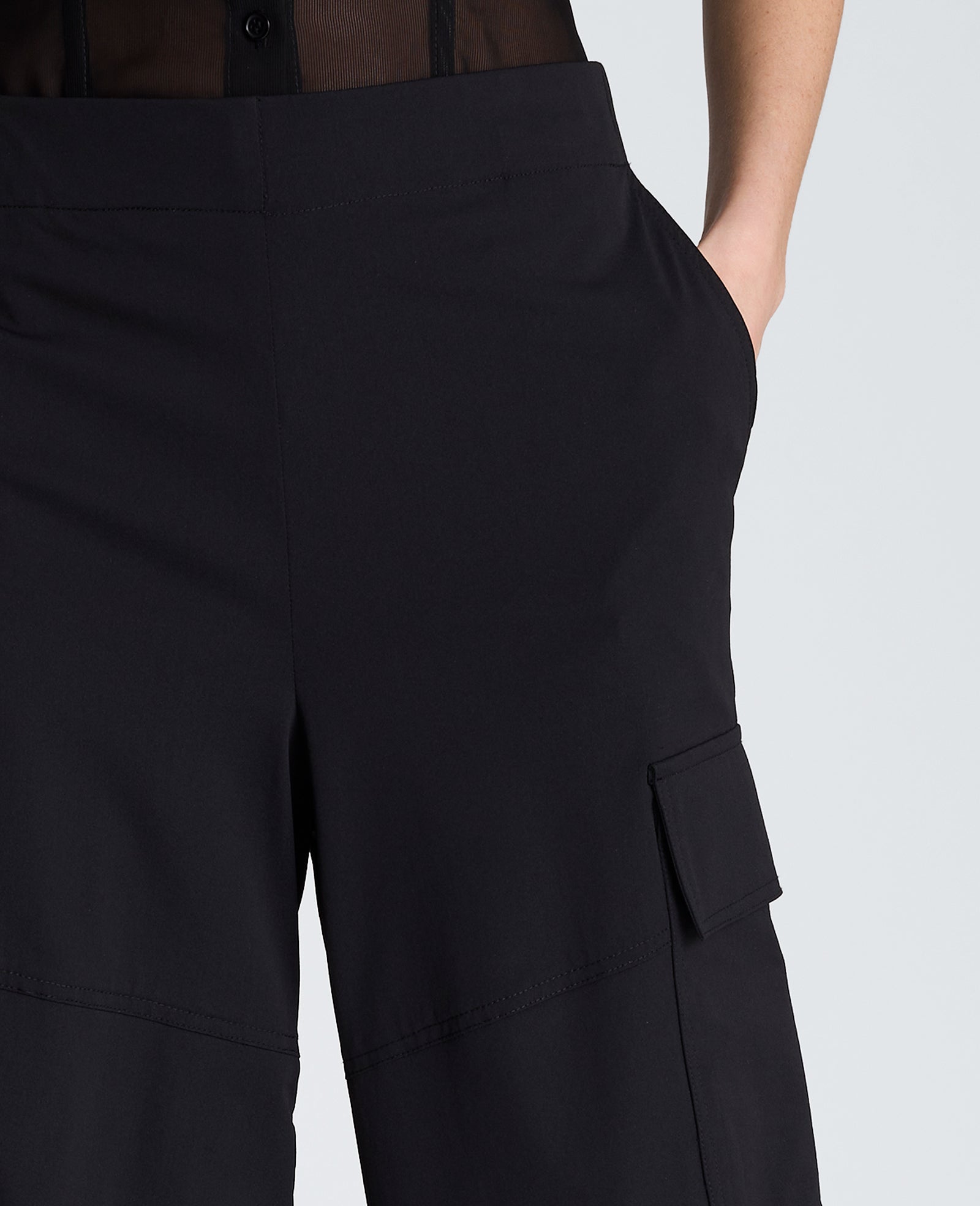 Pull On Barrel Leg Pant with Cargo Pockets