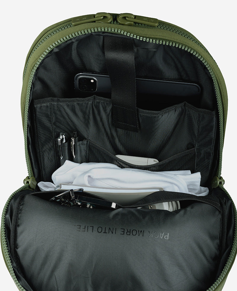 Logan Classic Backpack