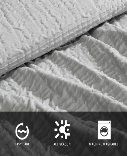 Serenity Wavy Lines Comforter Set