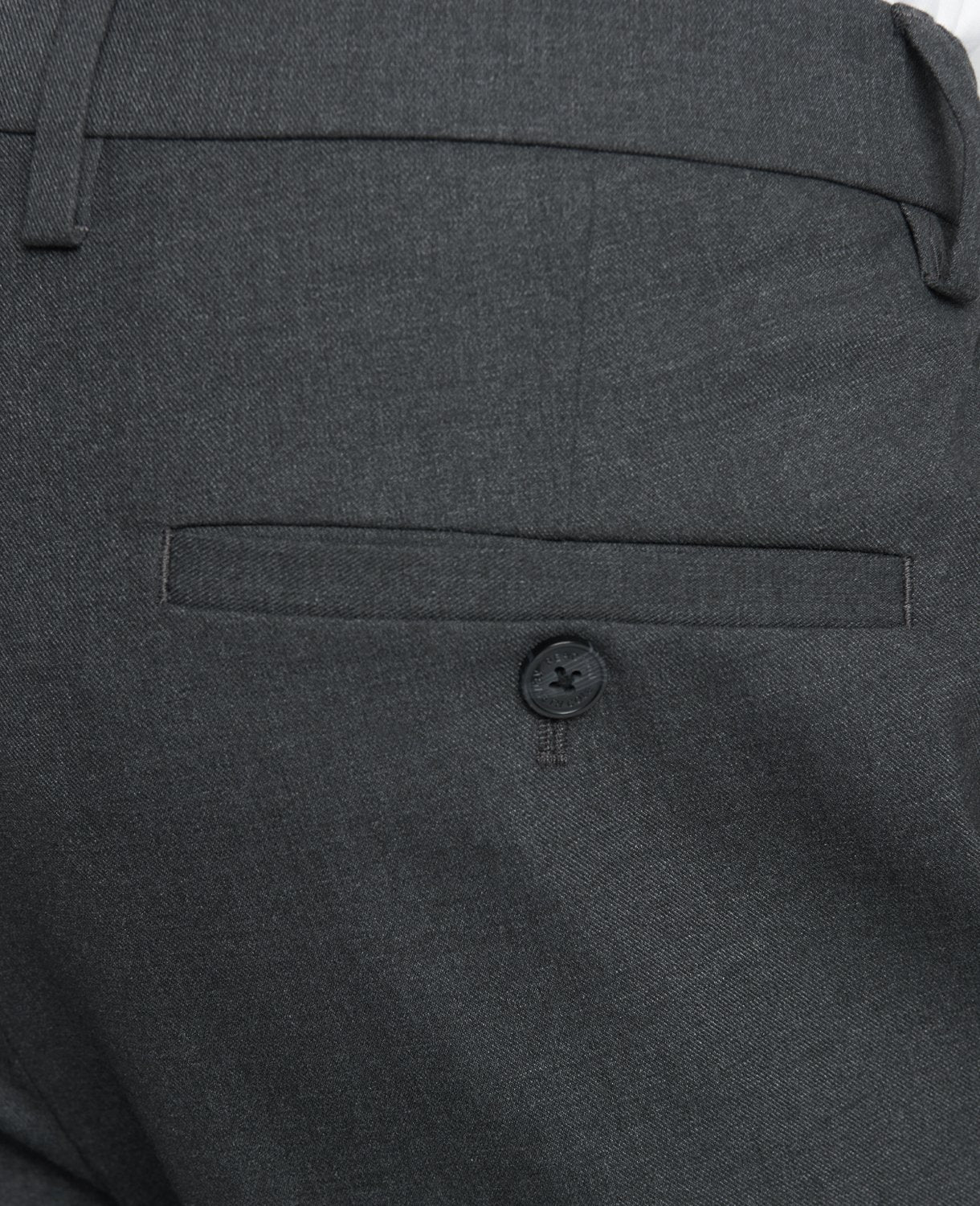 Dk. Htr. Grey